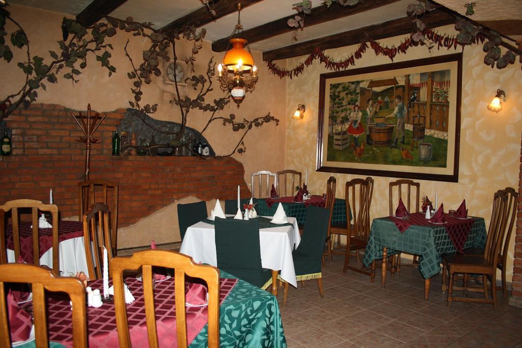 Fkoka Bed & Breakfast Berehove  Dış mekan fotoğraf